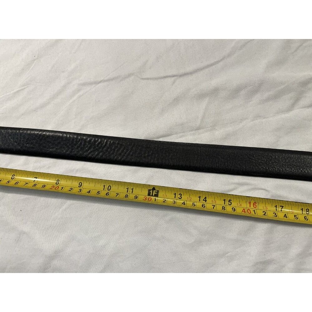 Men's Kirkland Italian Full-Grain Leather Belt Black Sz 40 EUC - Picture 3 of 10